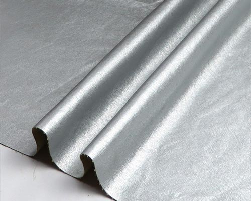 ¿Cómo se está desarrollando el mercado del cuero elástico?