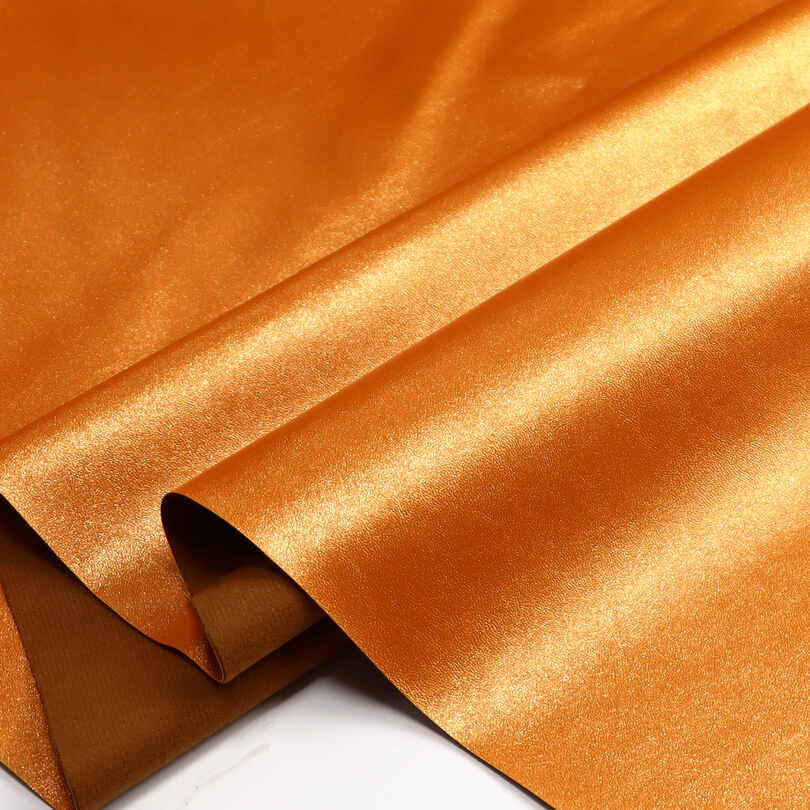 Material nacarado brillante de los zapatos del bolso de señora del cuero artificial de la PU